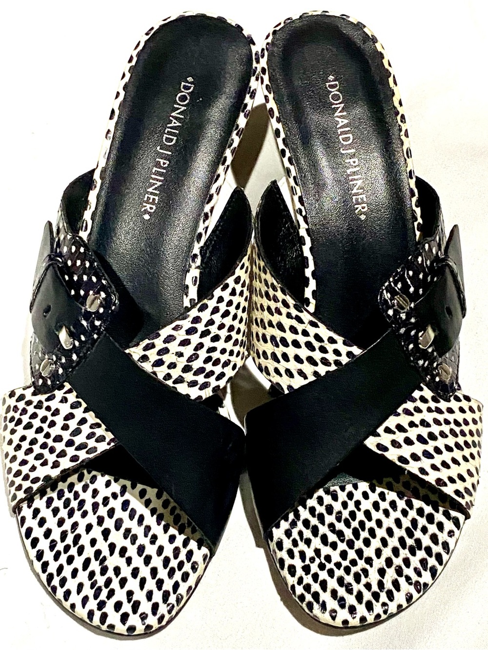Donald J. Pliner Black and White Embossed Pattern Villa Slide Sandals Size 7-1/2